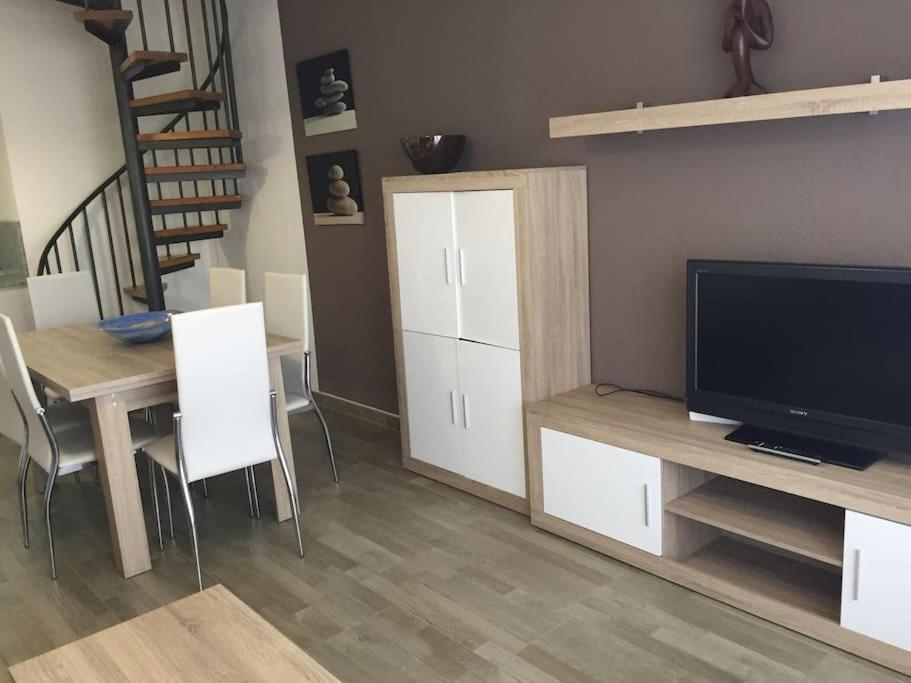 Atico-Duplex En Urb. Penismar En 1ª Linea De Playa Apartment เพนิสโคลา ภายนอก รูปภาพ
